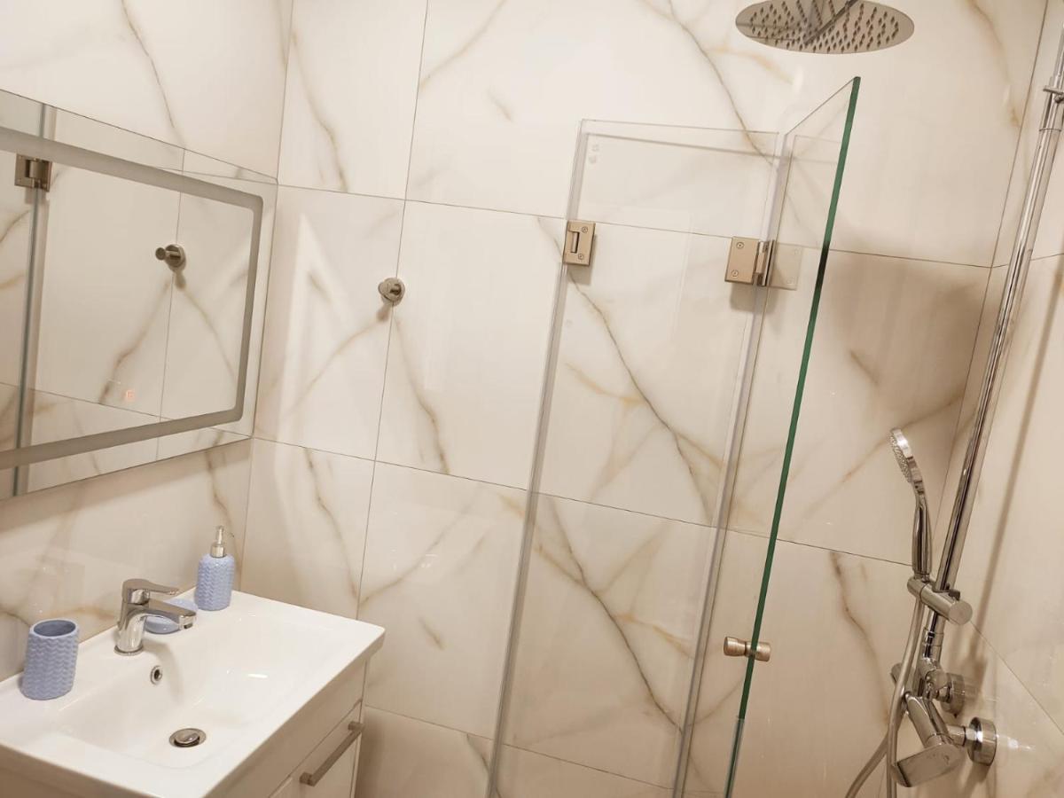 Proda Apartments Sarande Ngoại thất bức ảnh